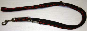 Führleine Pfotenband schwarz mit roten Pfoten doppelgebuggt 20mm 180cm